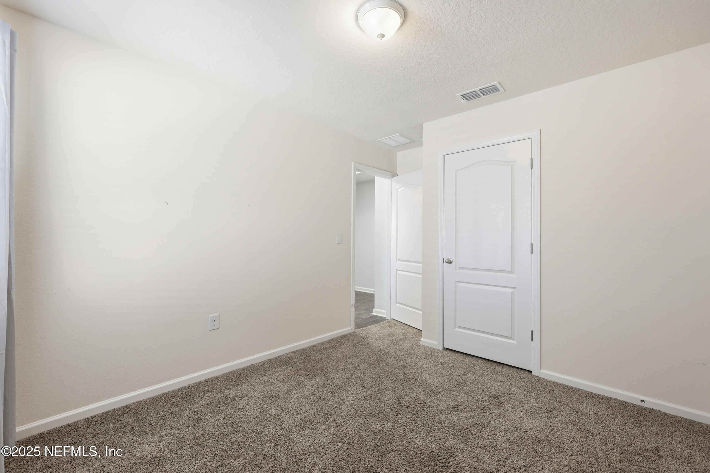 4298 Warm Springs Way Middleburg, FL 32068 - Photo 10 of 36 a view of room