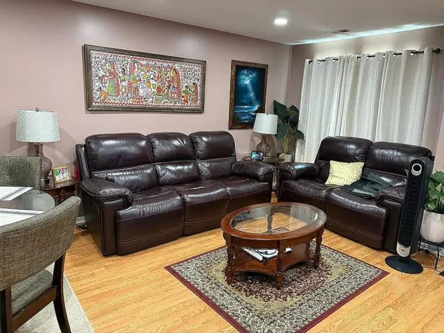 $469,000 | 1808 Woodbridge Comns Way, Iselin, NJ 08830