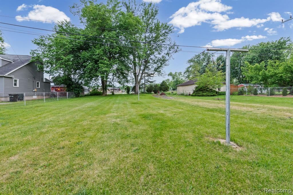 7993 Church Road Grosse Ile, MI 48138 - Photo 24 of 37