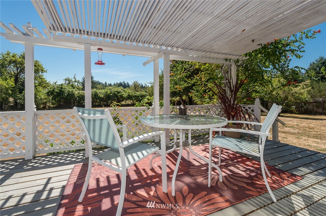10021 Southwest Cove Road Vashon, WA 98070 - Photo 25 of 25 Gallery Image 25