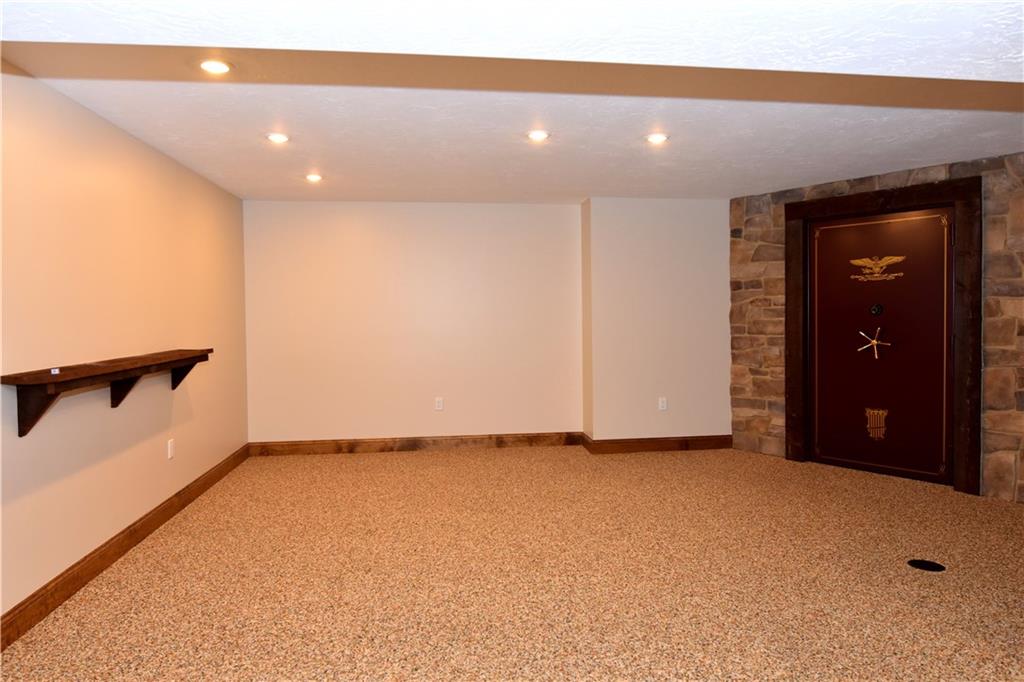 428 Burnside Road Canonsburg, PA 15317 - Photo 22 of 25 Game Room 27x21