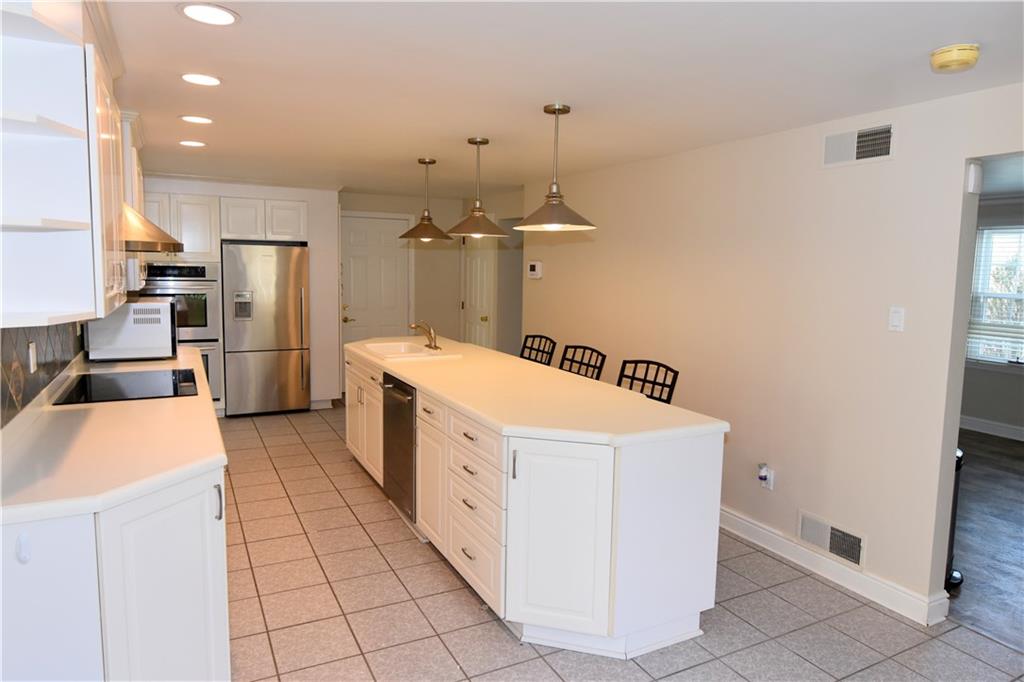 428 Burnside Road Canonsburg, PA 15317 - Photo 8 of 25 Another view of the Kitchen 28x12 Stainless Steel Appliances included