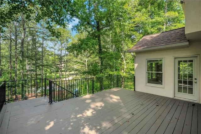 $745,000 | 3333 Trails End Road Northeast, Roswell, GA 30075