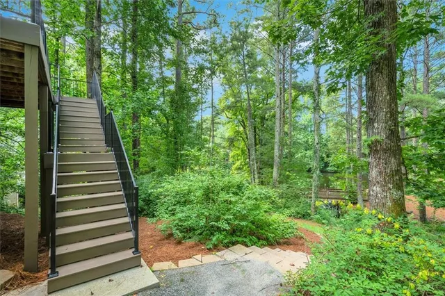 $745,000 | 3333 Trails End Road Northeast, Roswell, GA 30075