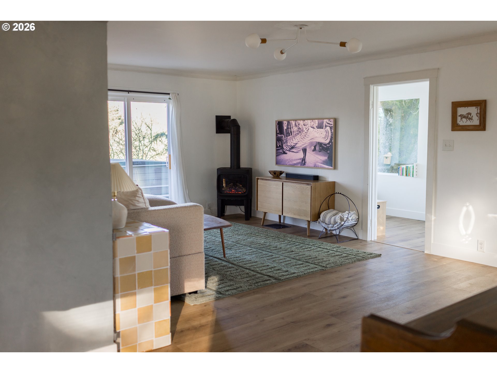 24085 Northeast Sunnycrest Road Newberg, OR 97132 - Photo 13 of 48 Living Room