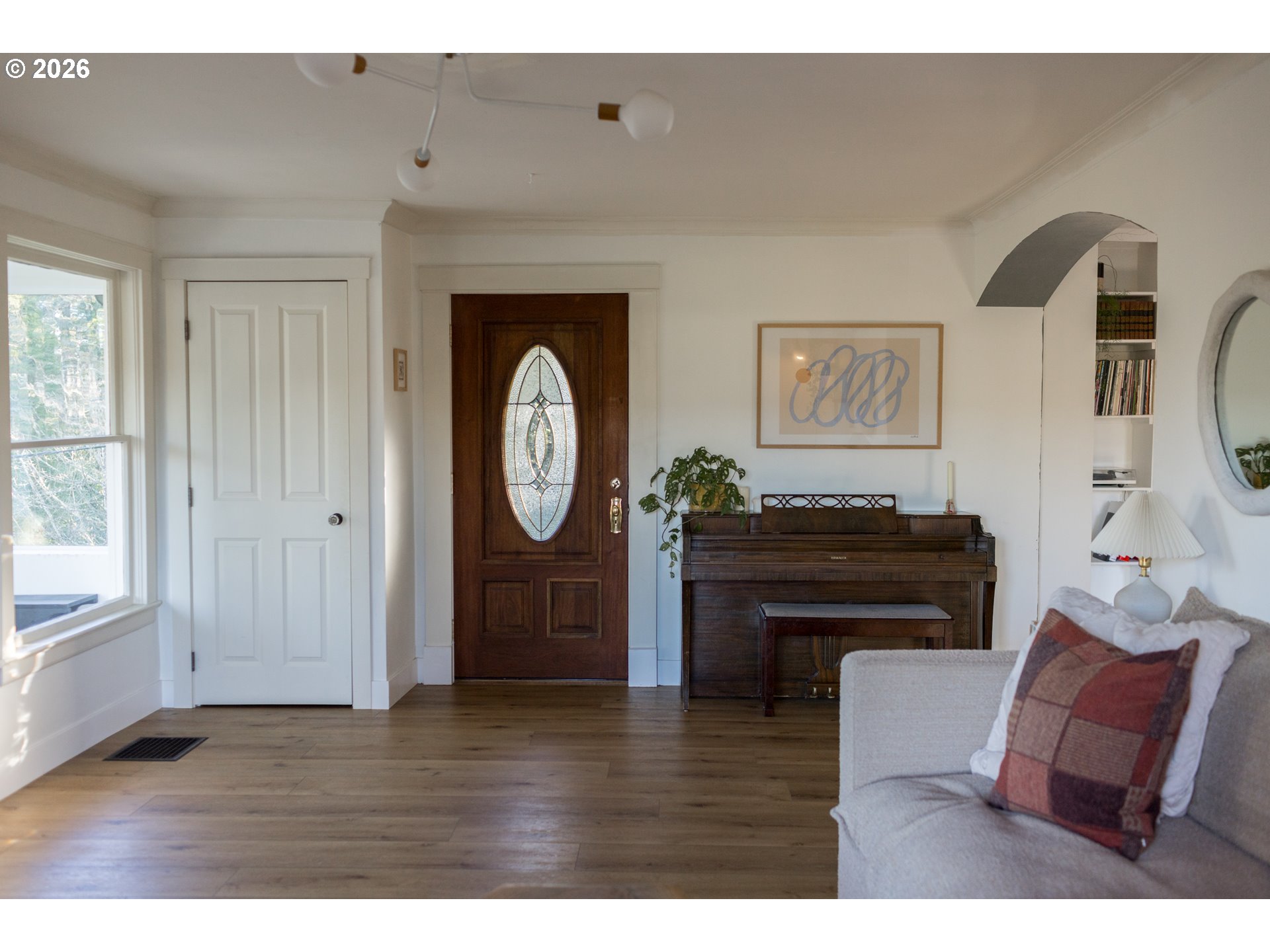 24085 Northeast Sunnycrest Road Newberg, OR 97132 - Photo 14 of 48 Entrance/Foyer