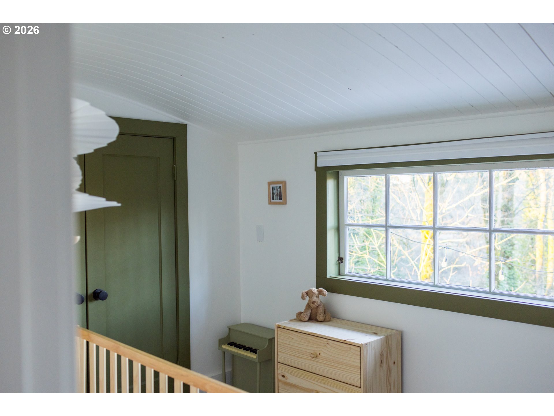 24085 Northeast Sunnycrest Road Newberg, OR 97132 - Photo 26 of 48 Bedroom