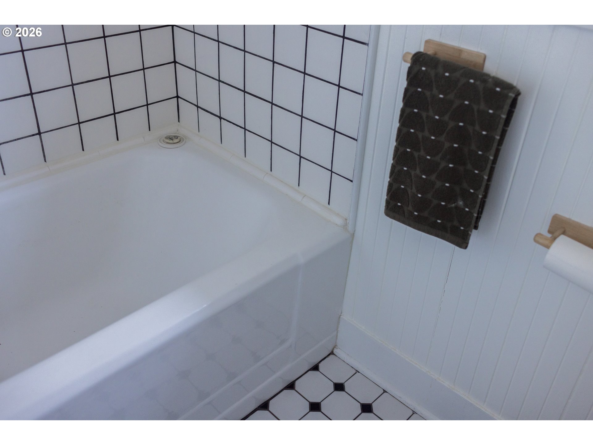 24085 Northeast Sunnycrest Road Newberg, OR 97132 - Photo 10 of 48