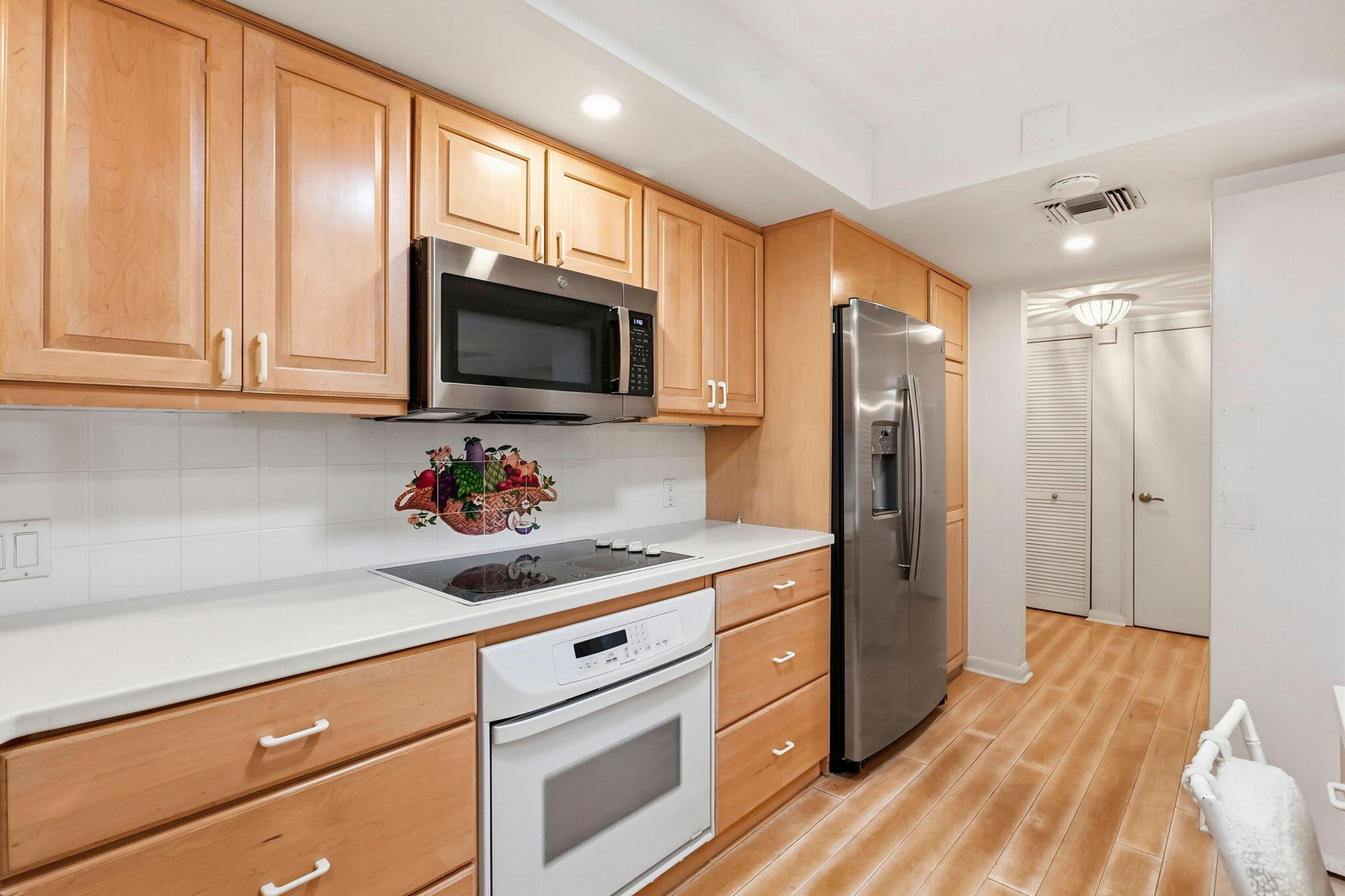 6885 North Ocean Boulevard, Unit 1010 Ocean Ridge, FL 33435 - Photo 11 of 57 Kitchen