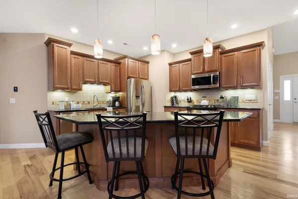 $789,900 | 526 Kamm Island Place, Unit 12, Mishawaka, IN 46544