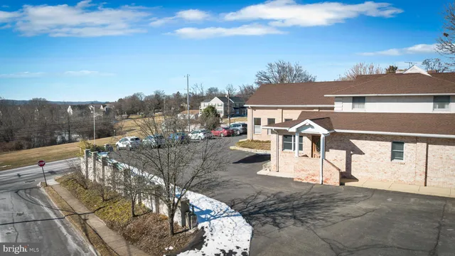 $1,050,000 | 2939 West Germantown Pike, Norristown, PA 19403
