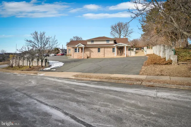 $1,050,000 | 2939 West Germantown Pike, Norristown, PA 19403