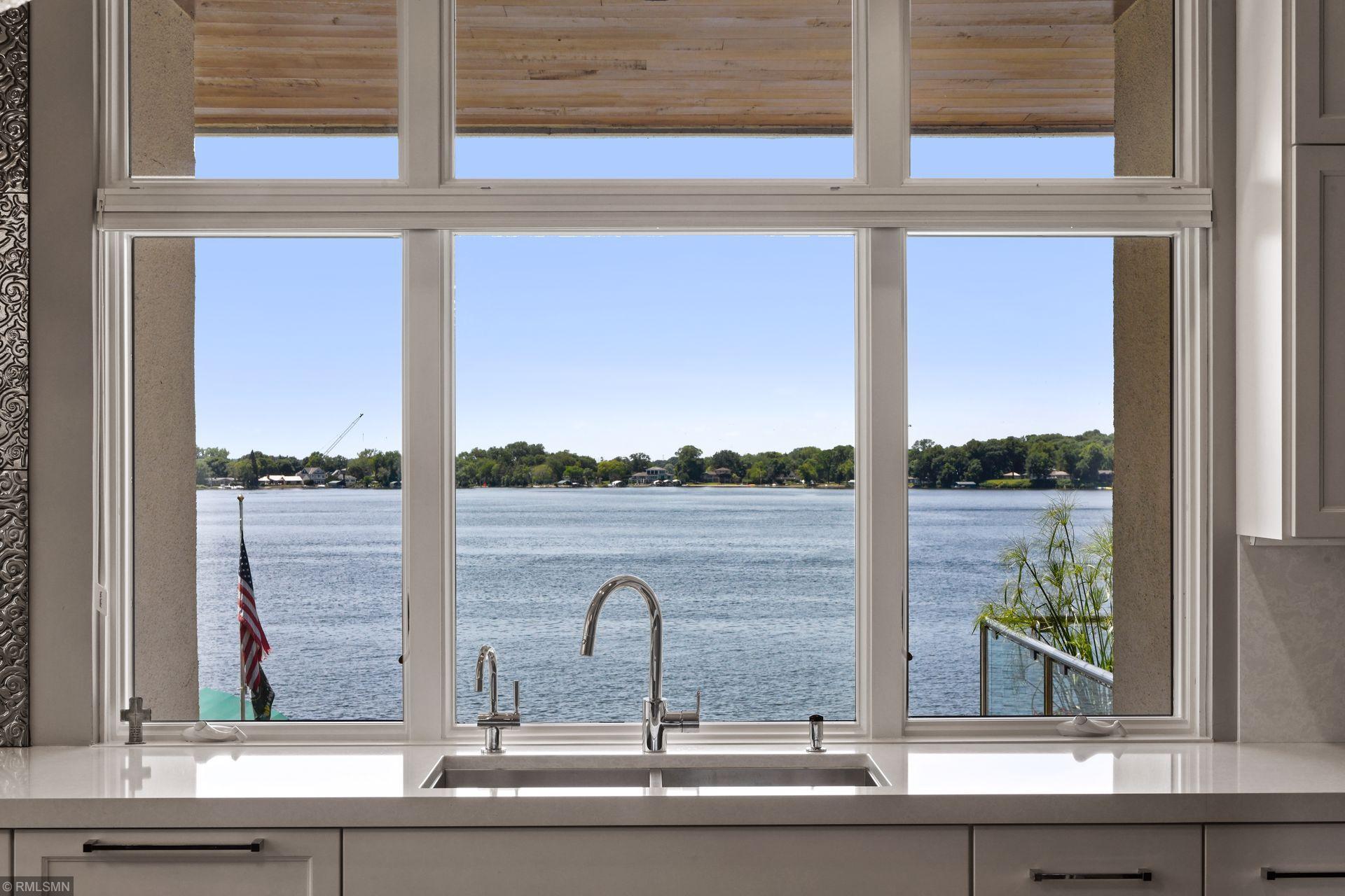 2310 Huntington Point Road West Minnetonka Beach, MN 55391 - Photo 29 of 100