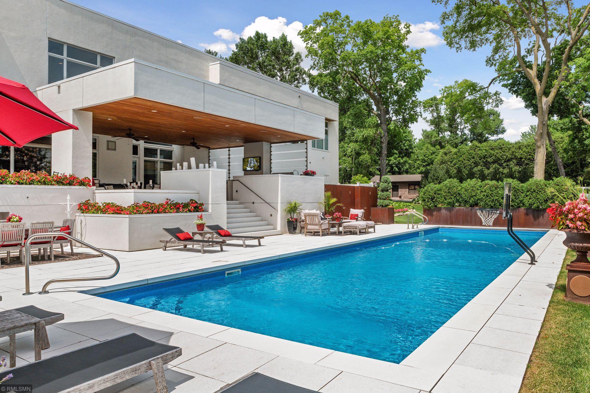 2310 Huntington Point Road West Minnetonka Beach, MN 55391 - Photo 4 of 100