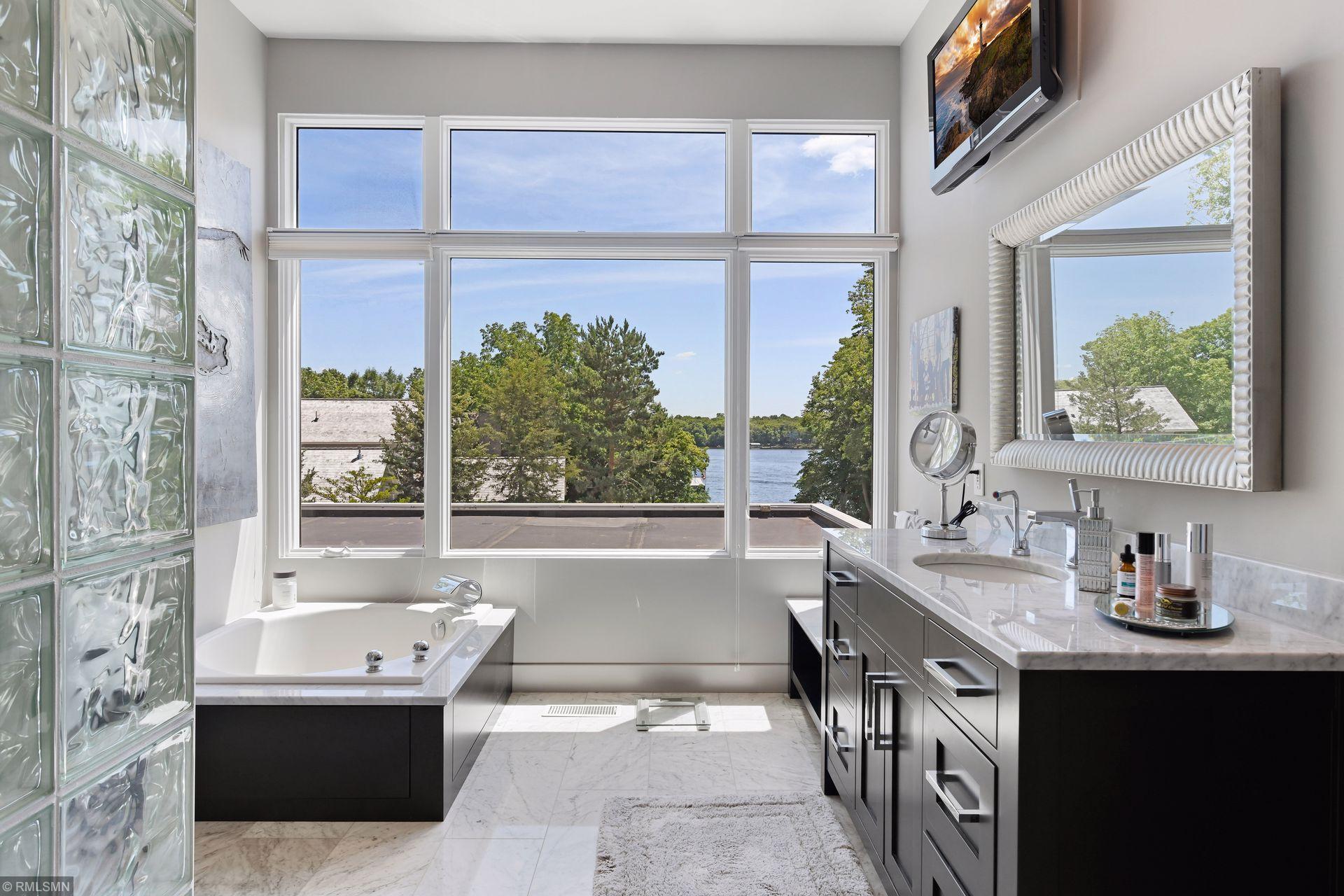 2310 Huntington Point Road West Minnetonka Beach, MN 55391 - Photo 65 of 100