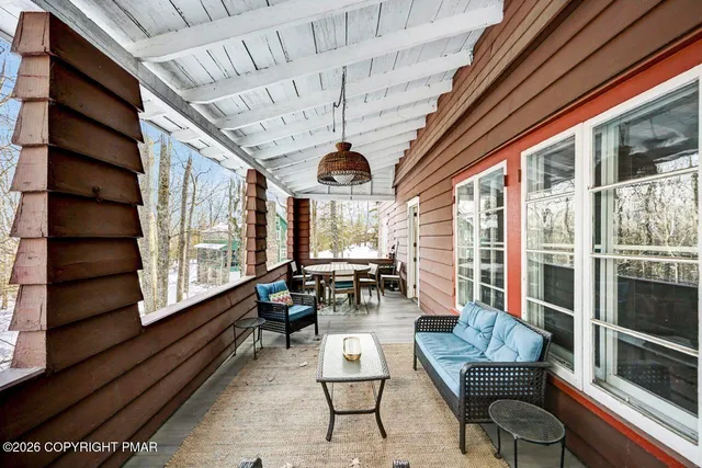 $375,000 | 108 Sweet Fern Lane, Cresco, PA 18326