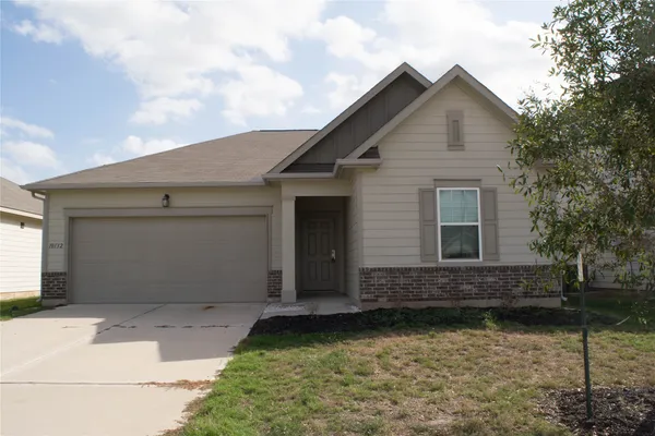 $2,100 | 10132 Pappas Drive, Brookshire, TX 77423