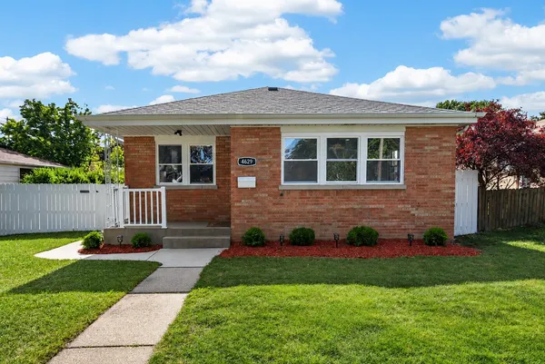 $295,000 | 4629 North 77th Street, Milwaukee, WI 53218