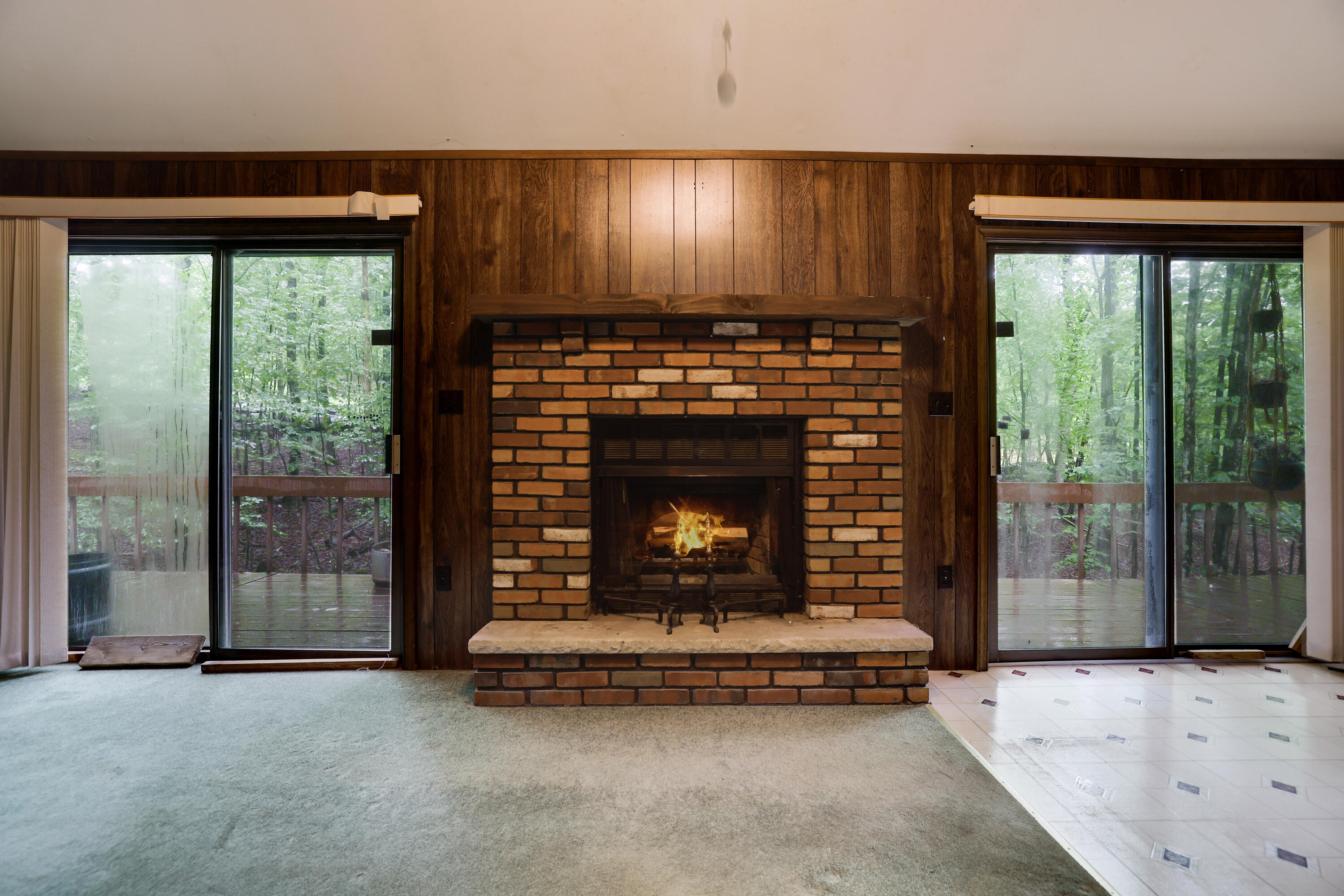 1086 Hampstead Road Bushkill, PA 18324 - Photo 15 of 64 15- Fireplace