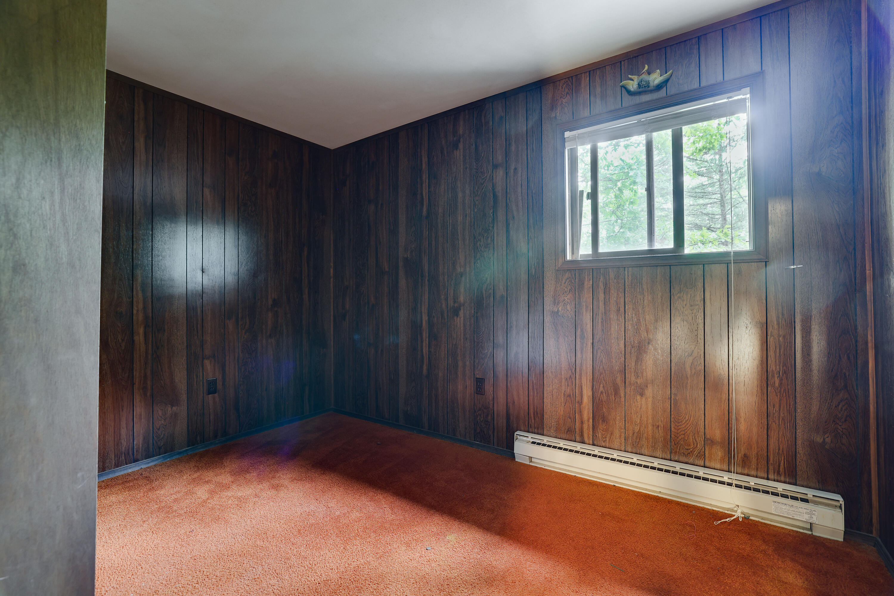 1086 Hampstead Road Bushkill, PA 18324 - Photo 22 of 64 22- Second bedroom