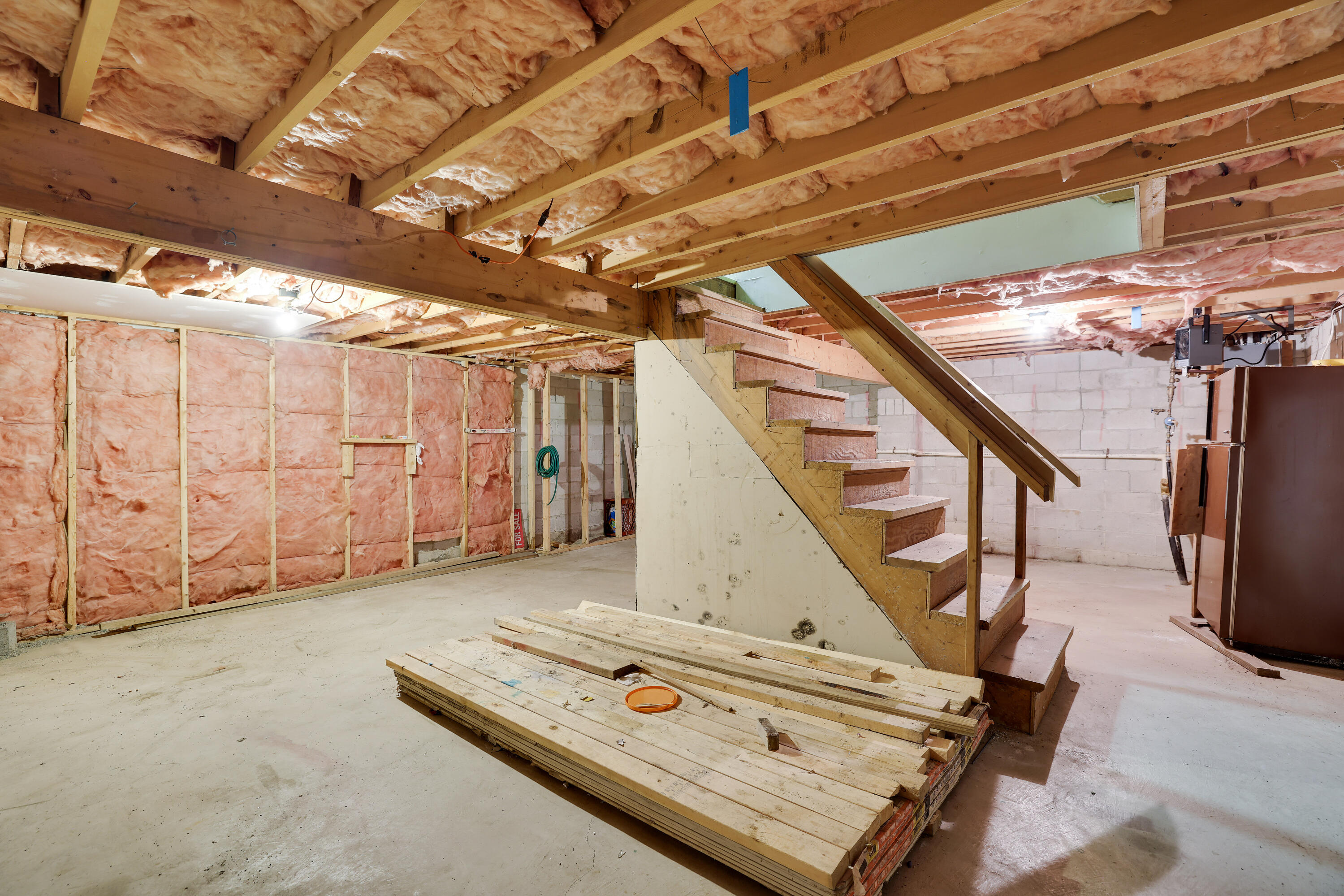 1086 Hampstead Road Bushkill, PA 18324 - Photo 27 of 64 27- Basement