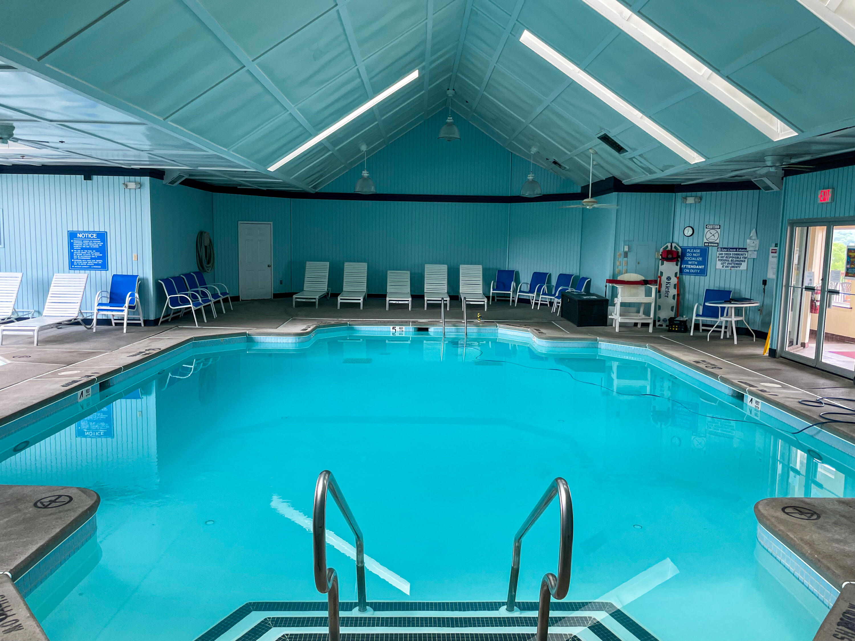 1086 Hampstead Road Bushkill, PA 18324 - Photo 31 of 64 35-Indoor Pool