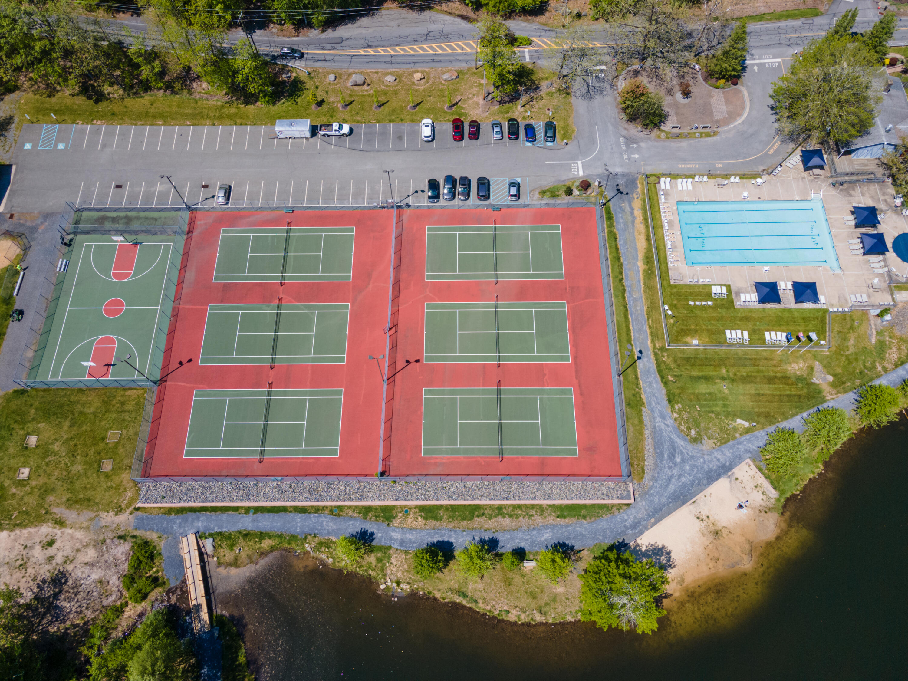 1086 Hampstead Road Bushkill, PA 18324 - Photo 43 of 64 48-Tennis Courts