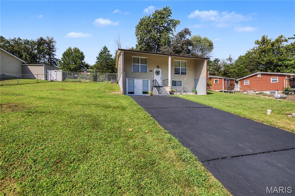 2841 Paula Lane High Ridge, MO 63049 - Photo 1 of 29 Gallery Image 1