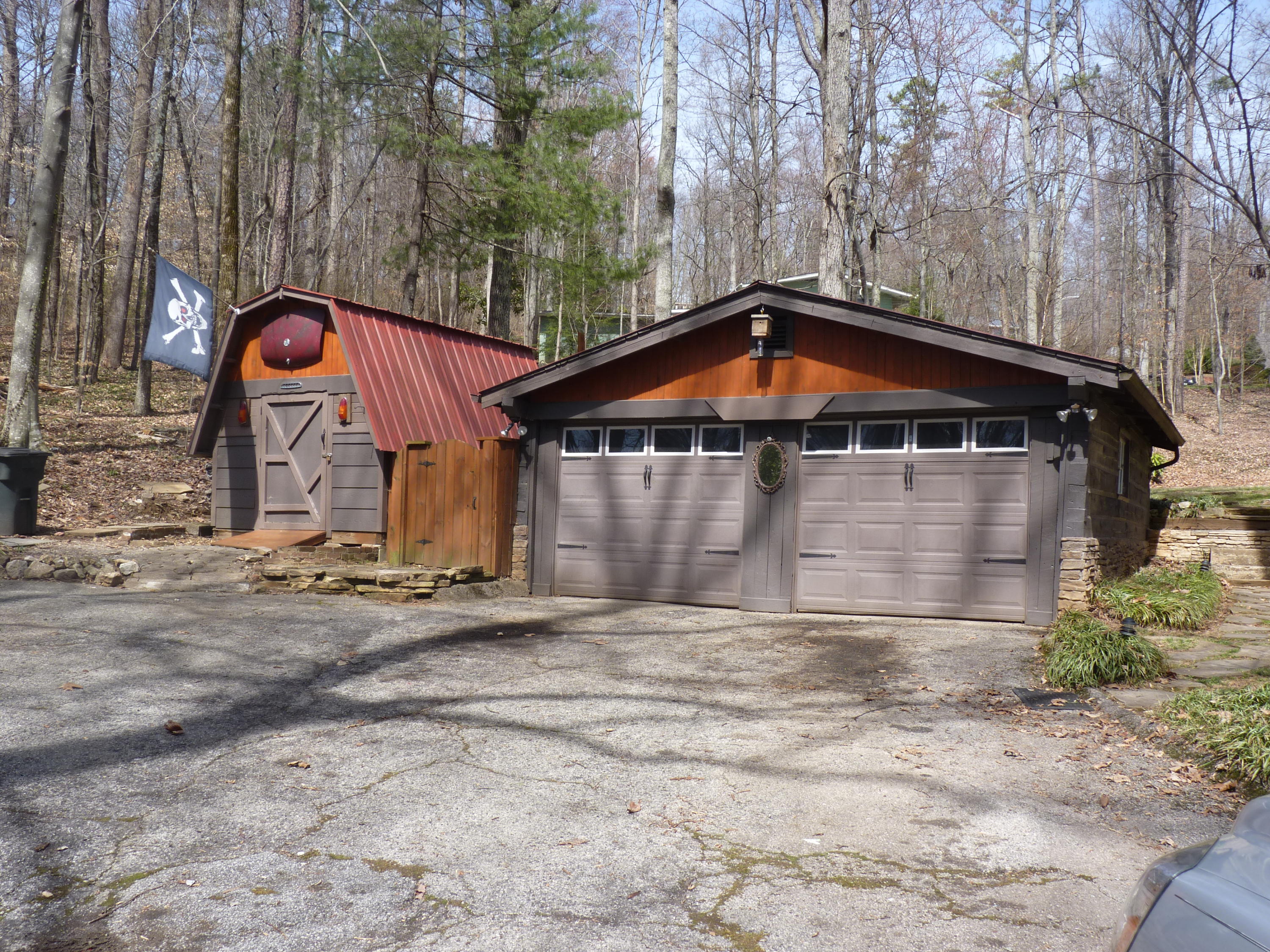 5929 Ridgewood Road Knoxville, TN 37918 - Photo 19 of 21 2 Car Garage & Workshop.JPG