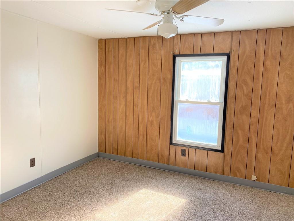 317 Cypress Avenue Rochester, PA 15074 - Photo 13 of 15