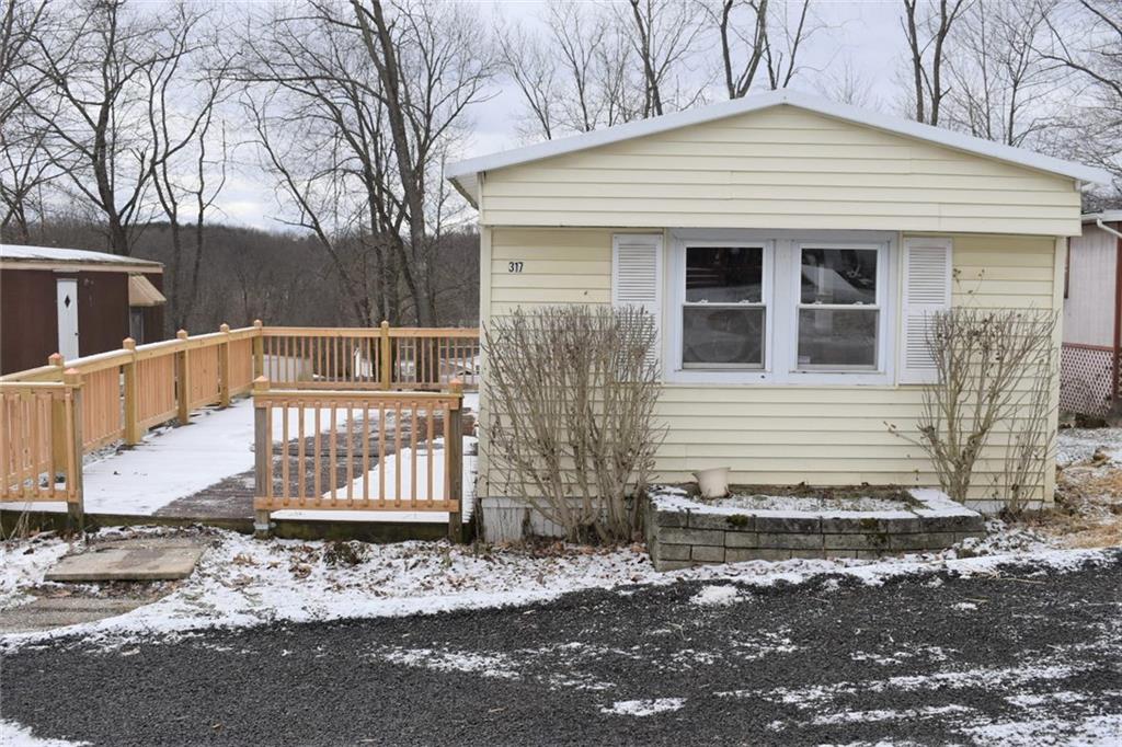 317 Cypress Avenue Rochester, PA 15074 - Photo 3 of 15