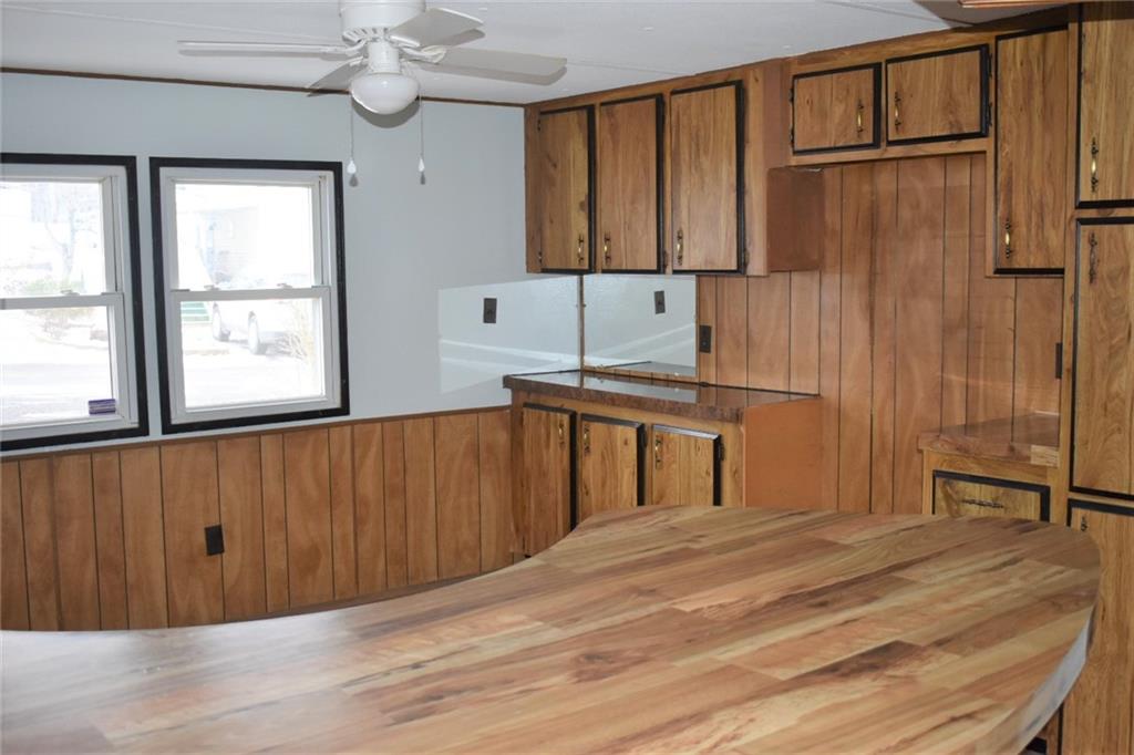 317 Cypress Avenue Rochester, PA 15074 - Photo 9 of 15