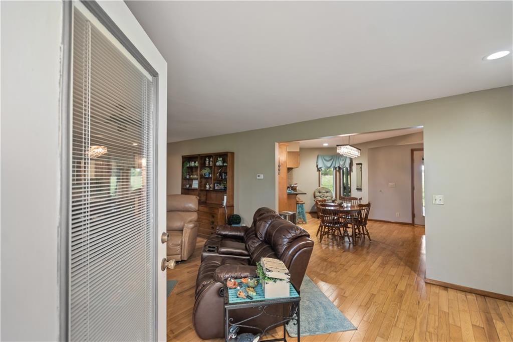 1504 17000 Road Parsons, KS 67357 - Photo 9 of 90