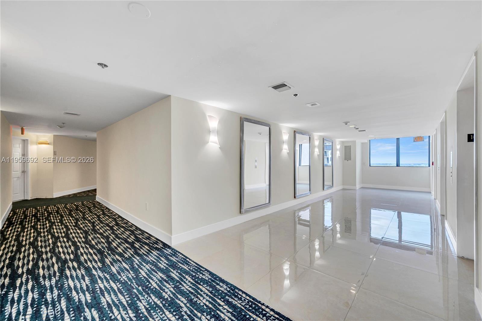 540 Brickell Key Drive, Unit 409 Miami, FL 33131 - Photo 19 of 20