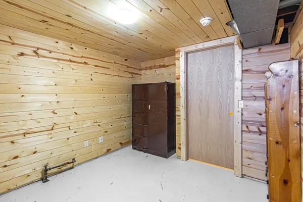 $213,000 | 18 Dogwood Boulevard, Babbitt, MN 55706