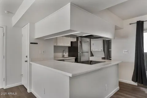 $215,000 | 5146 East Oak Street, Unit 112, Phoenix, AZ 85008