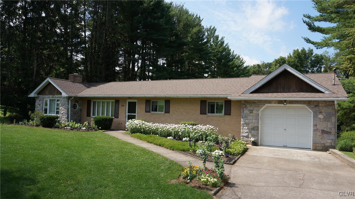 3270 Bingen Road Bethlehem, PA 18015 - Photo 2 of 49 Gallery Image 2