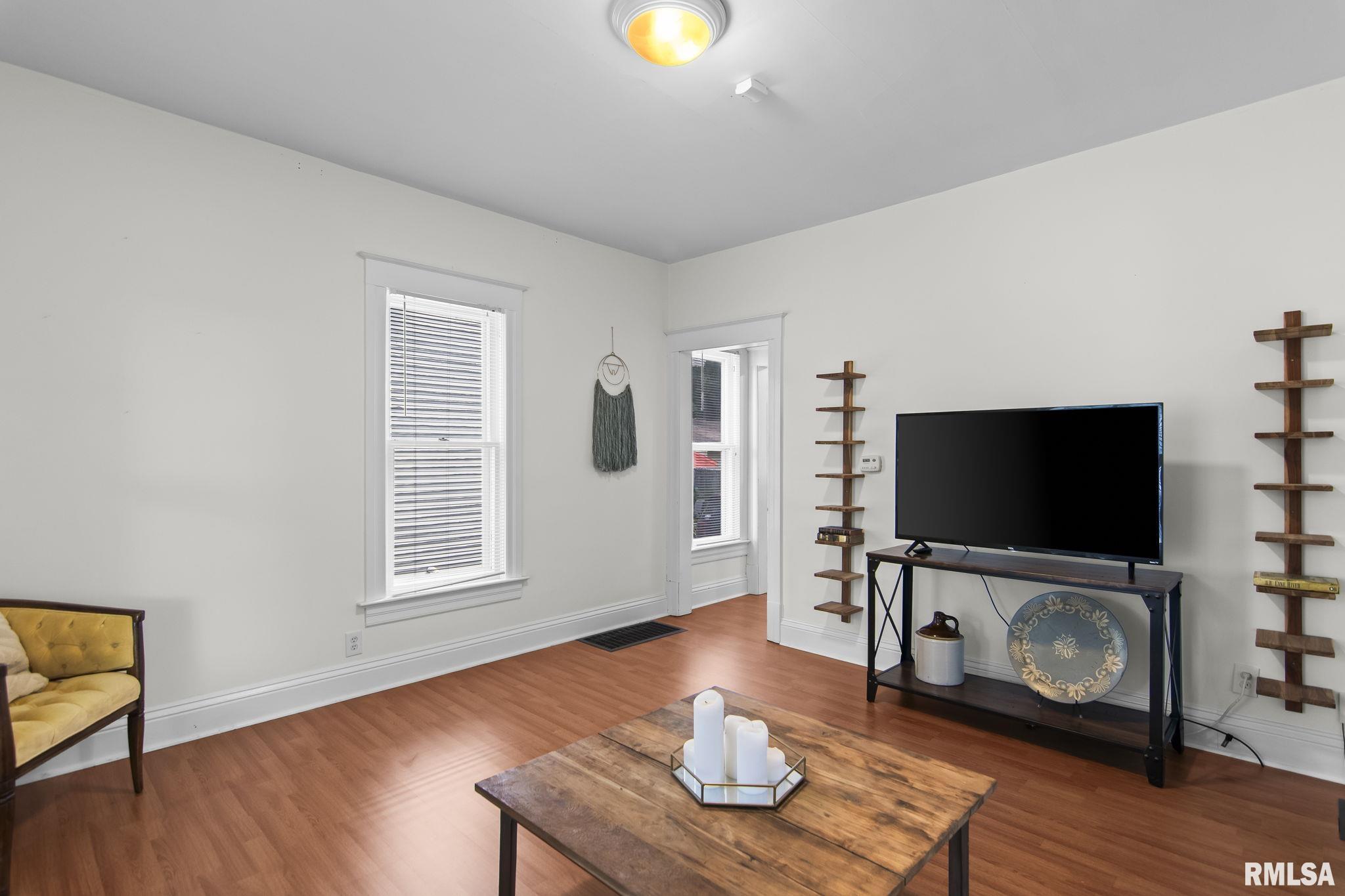 1032 North 2nd Street Springfield, IL 62702 - Photo 9 of 44