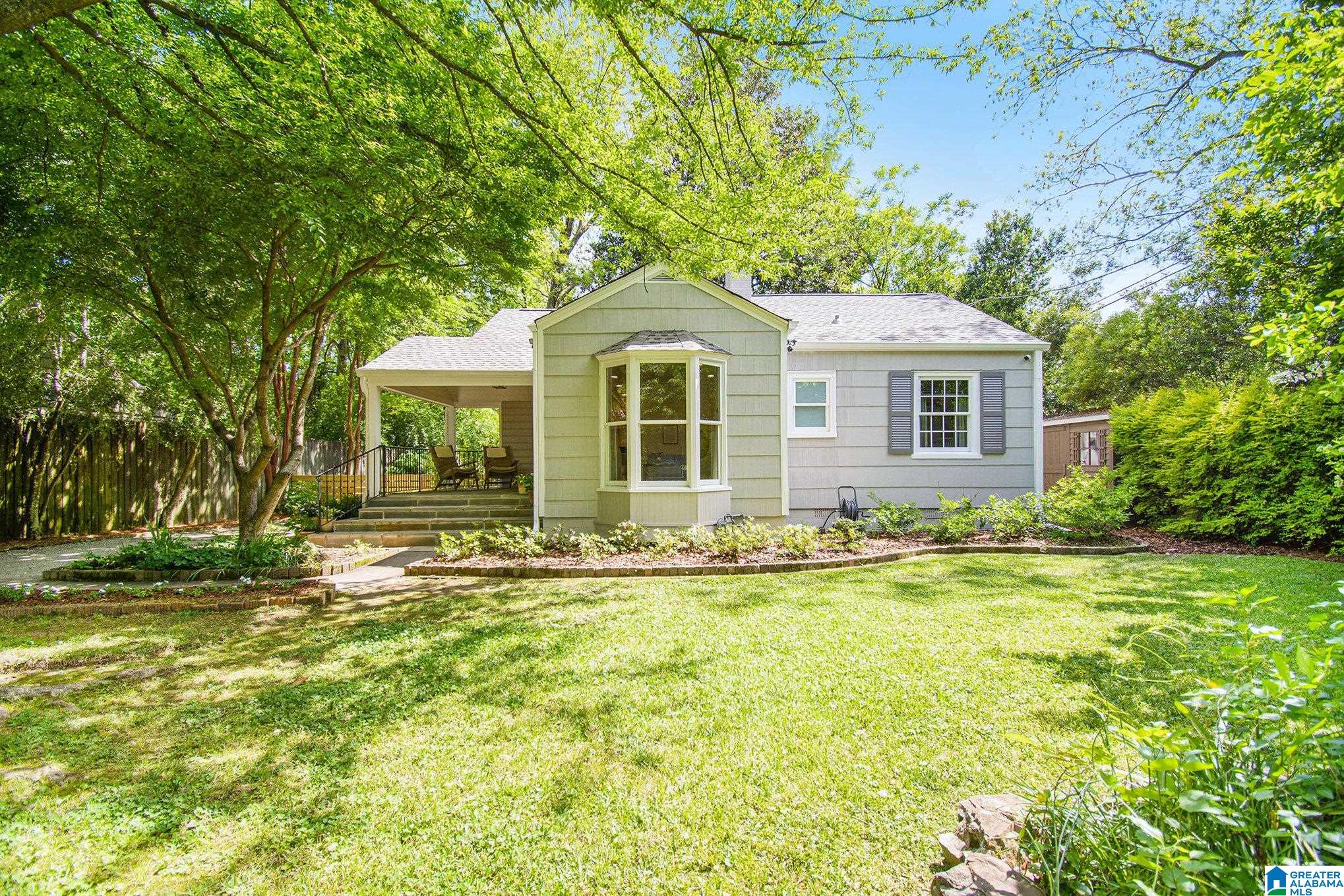 913 Sims Avenue Birmingham, AL 35213 - Photo 1 of 28