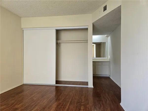 $2,400 | 2624 West Porter Avenue, Fullerton, CA 92833