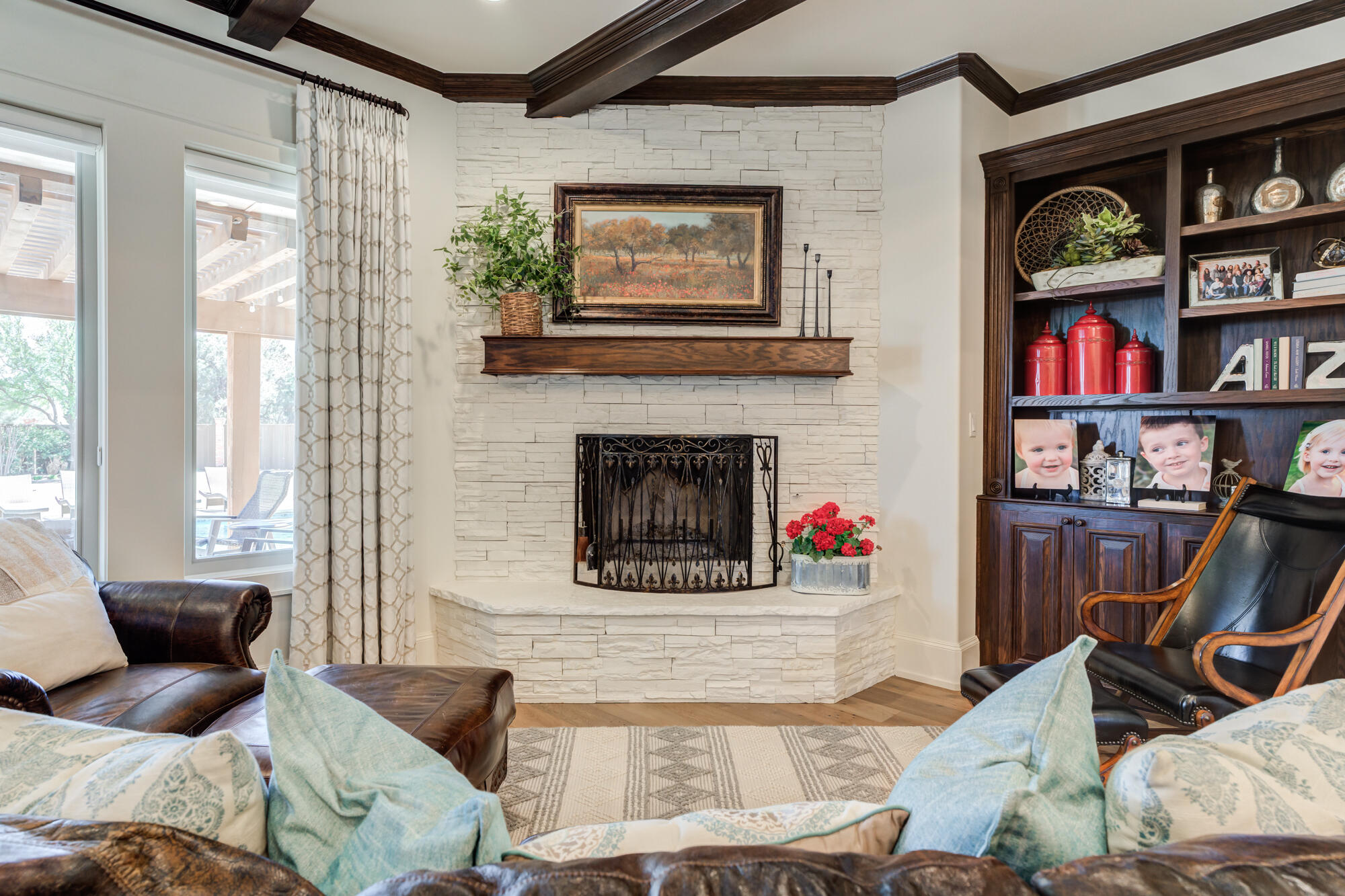 8301 County Road 6945 Lubbock, TX 79407 - Photo 19 of 85 8301-CR-6935_Lubbock_TX_37_Den