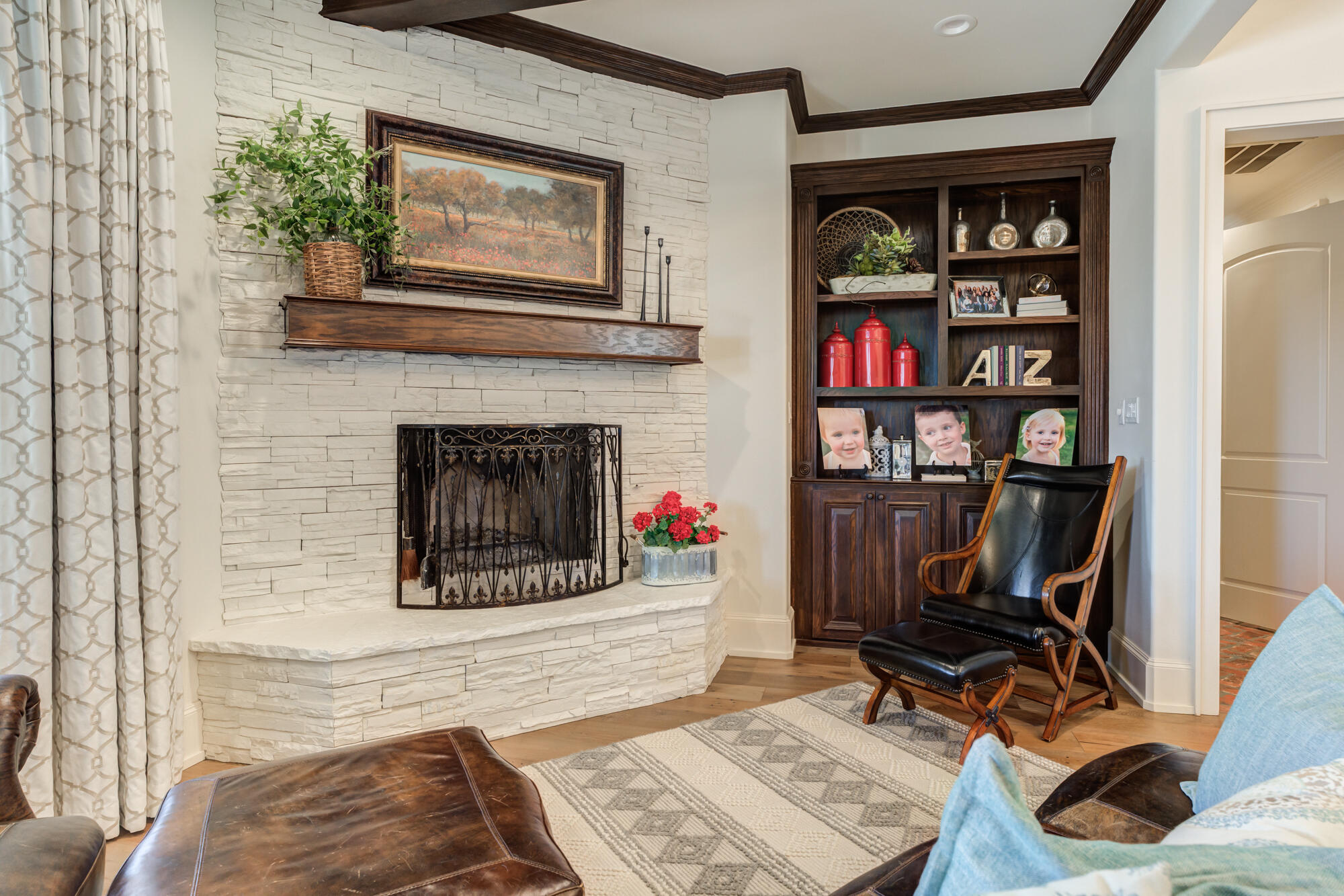 8301 County Road 6945 Lubbock, TX 79407 - Photo 20 of 85 8301-CR-6935_Lubbock_TX_38_Den