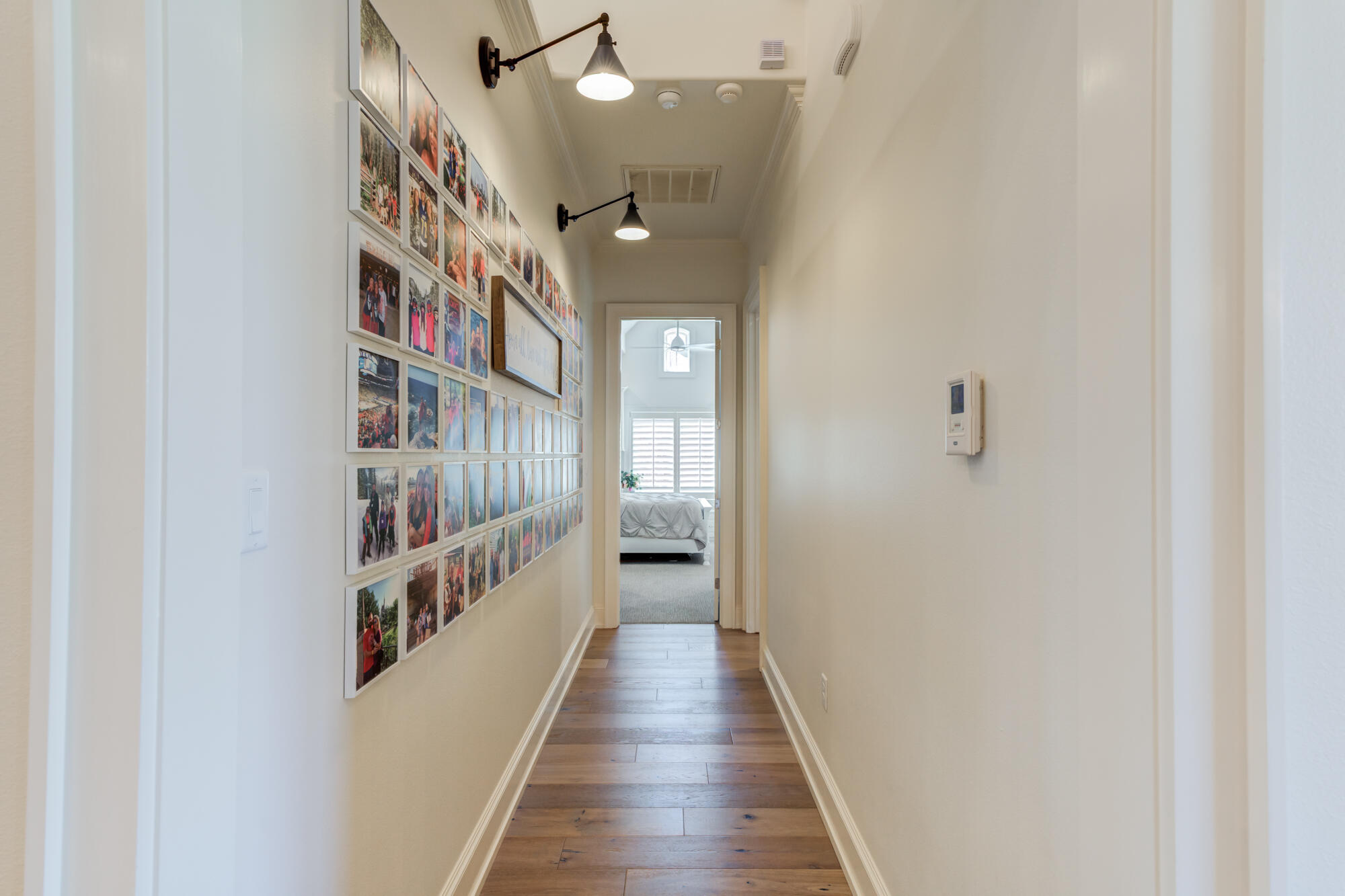 8301 County Road 6945 Lubbock, TX 79407 - Photo 58 of 85 8301-CR-6935_Lubbock_TX_51_Hallway