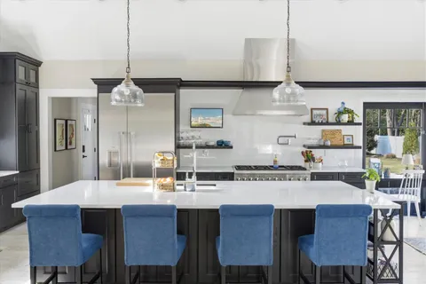$5,349,000 | 4 Post Lane, Quogue, NY 11959
