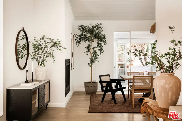 $2,849,000 | 11202 Canton Drive, Studio City, CA 91604