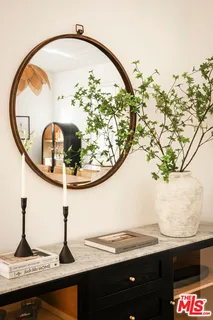 $2,849,000 | 11202 Canton Drive, Studio City, CA 91604