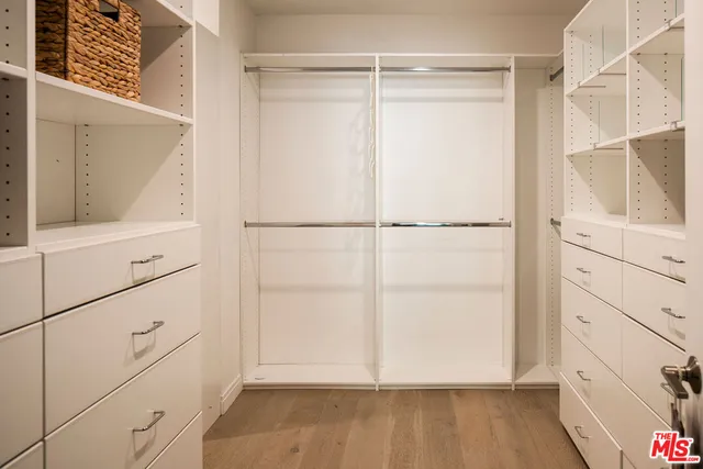 $2,849,000 | 11202 Canton Drive, Studio City, CA 91604