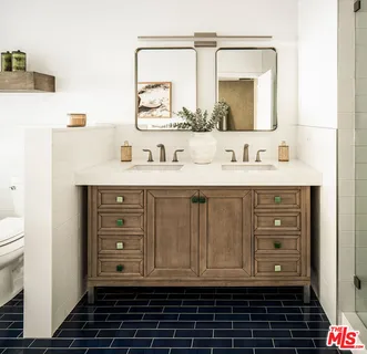 $2,849,000 | 11202 Canton Drive, Studio City, CA 91604