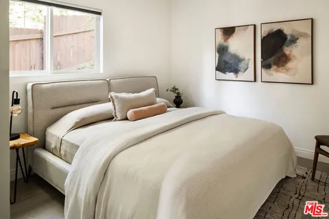 $2,849,000 | 11202 Canton Drive, Studio City, CA 91604