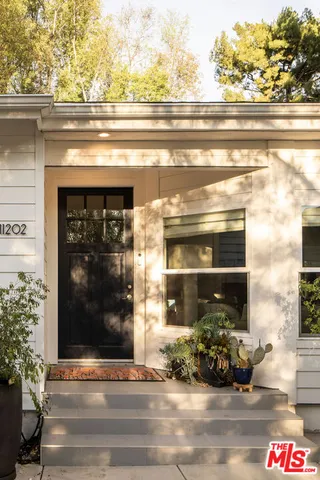 $2,849,000 | 11202 Canton Drive, Studio City, CA 91604